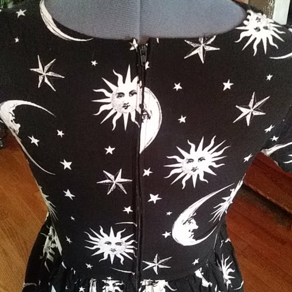 Sun and Moon Sundress - Picture 4 of 6